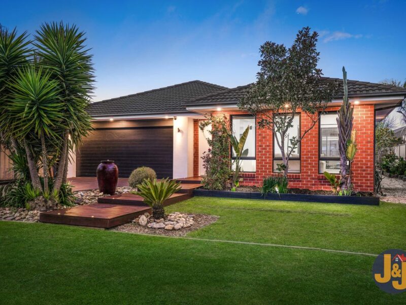 13 Adrian Circuit, Wallan, Vic 3756