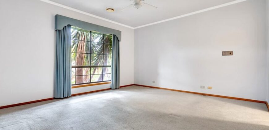 22 Greenock Ct, Greenvale, Vic 3059