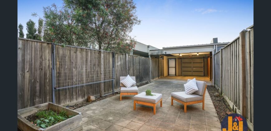 5/8 Moresby Court, Craigieburn, Vic 3064